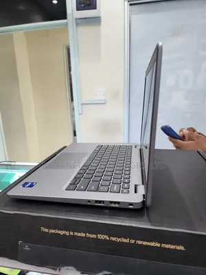 New Laptop Dell Latitude 5440 16GB Intel Core i5 SSD 16 GB
