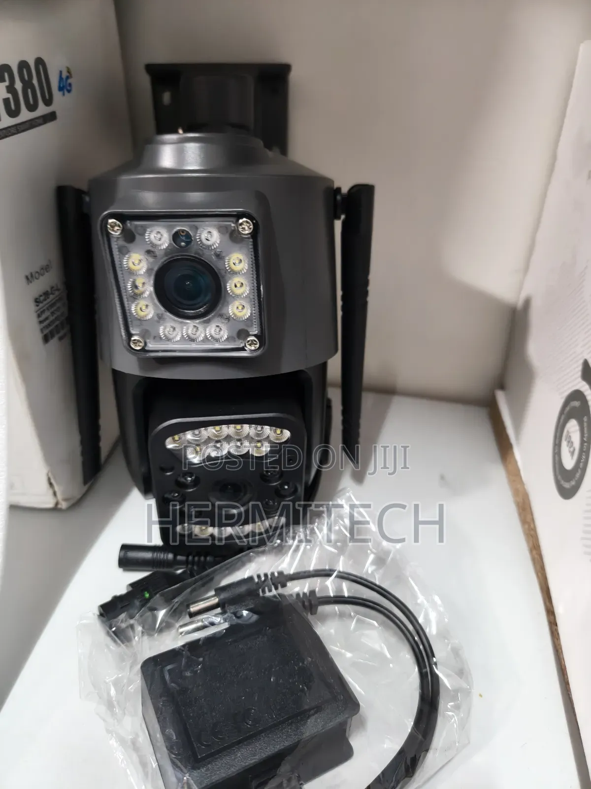 Sim Card Electric Cameras Dual Lens CCTV With Ethernet Cable