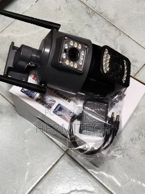 CCTV With Two Signal Antennae Motion Sensor Dual Lens 4g