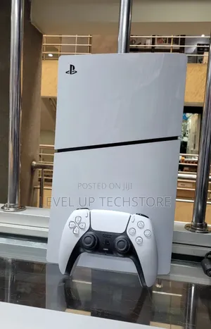 Ps5 Slim Digital Pre-owned  In Good Condition!!