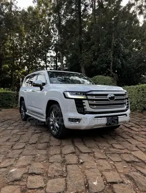 Toyota Land Cruiser 3.3 Diesel 4WD 2022 White