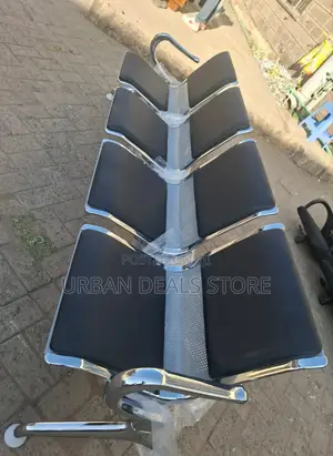4 Seater Padded Waiting Sleek Design Bench