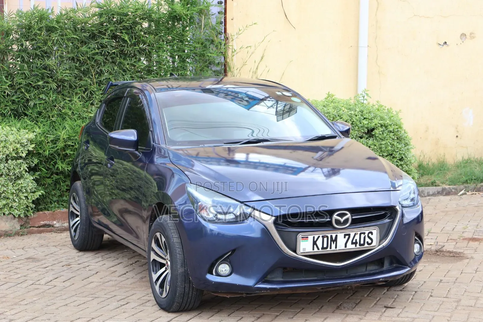 Mazda Demio 2017 Blue
