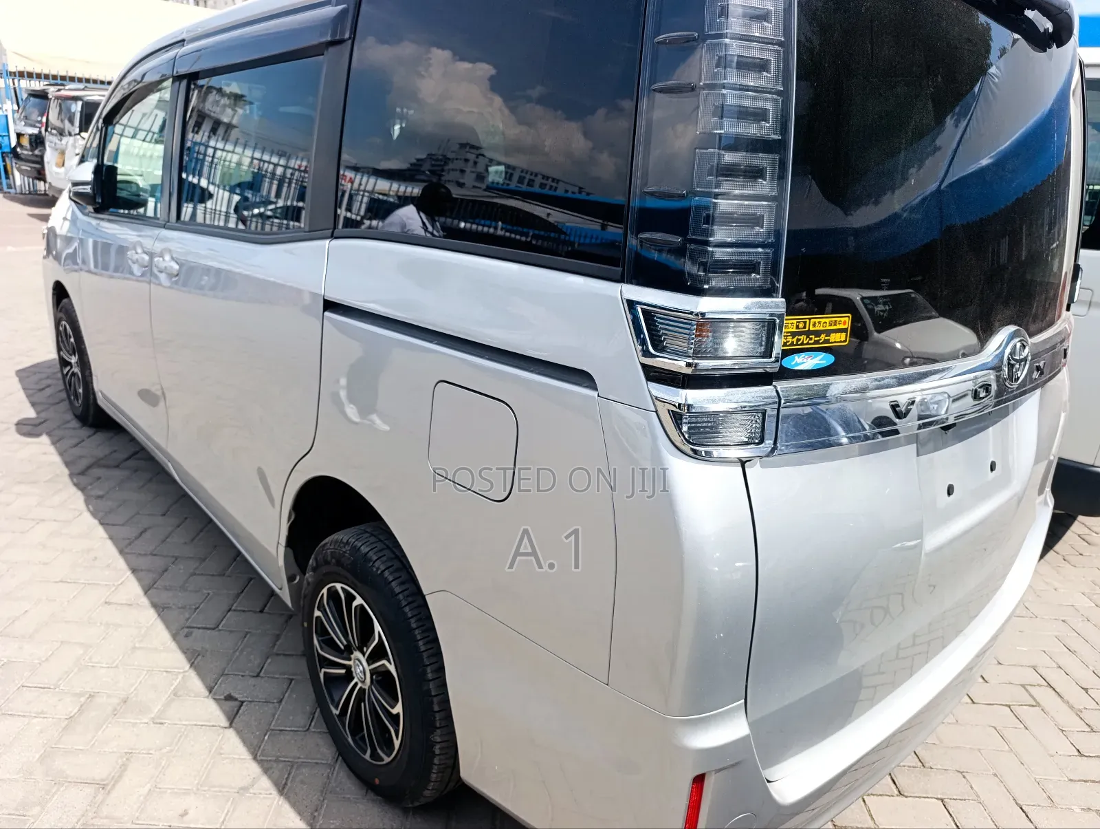 Toyota Voxy 2019 Silver