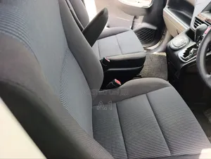 Toyota Voxy 2019 Silver