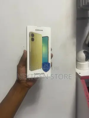 New Samsung Galaxy A06 64 GB Gold