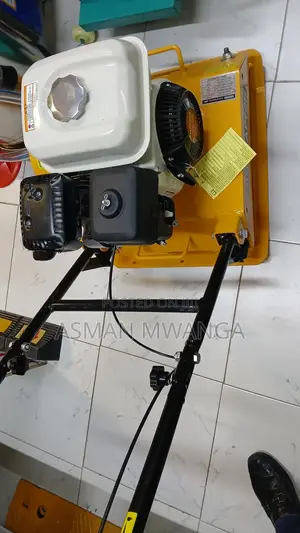 Vibrator Plate Compactor
