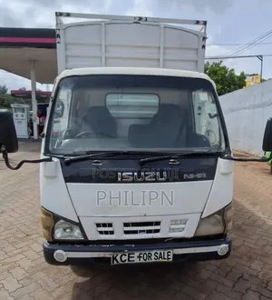 Isuzu NHR 2015 White