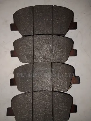 Front Brake Pads Kia Optima 2012/Hyundai Santa Fe 2018 (Hyc Brand)