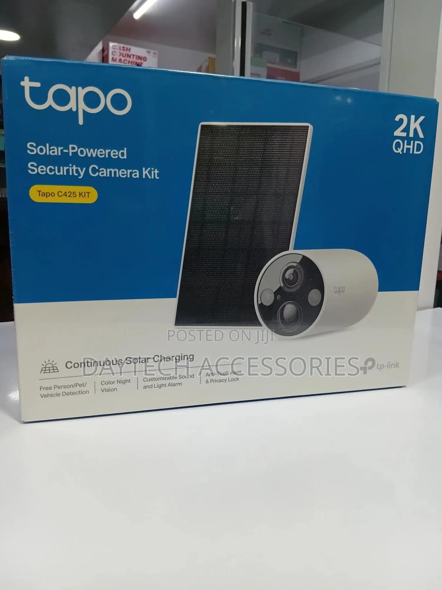 Tp-Link Tapo C425 Solar-Powered Security Camera Kit.