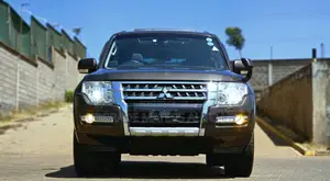 Mitsubishi Pajero V90 3.2 DI-D GLS/GLX 2018 Brown