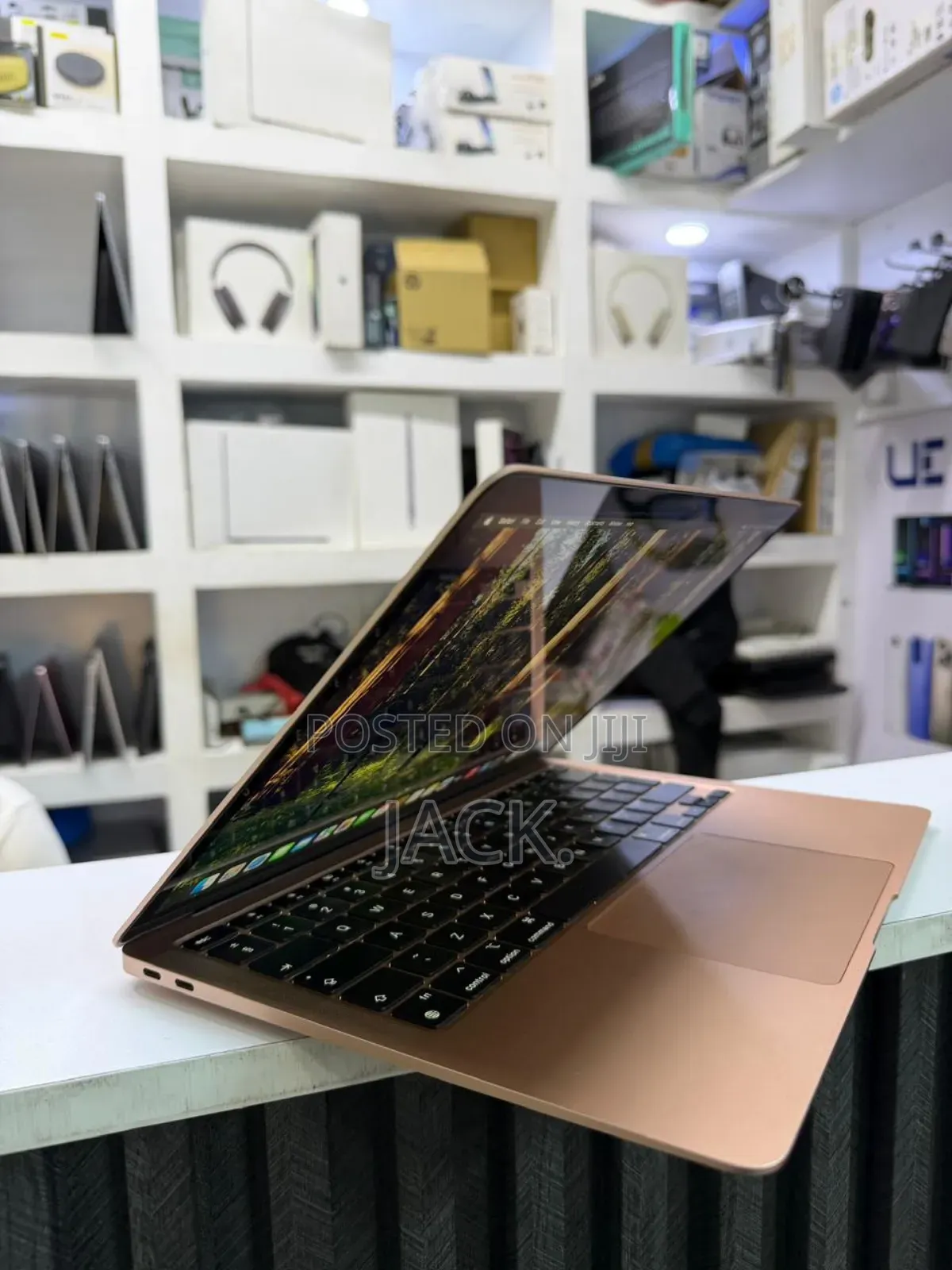 Laptop Apple MacBook Air 2020 M1 8GB Apple M1 SSD 256GB