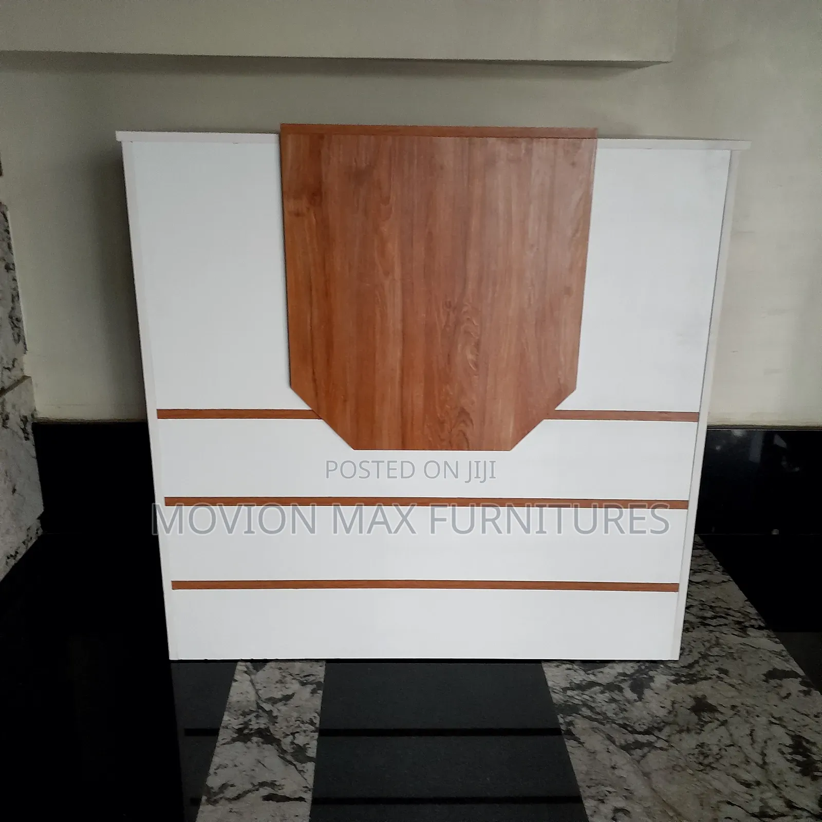 Unique Receptionist Desk