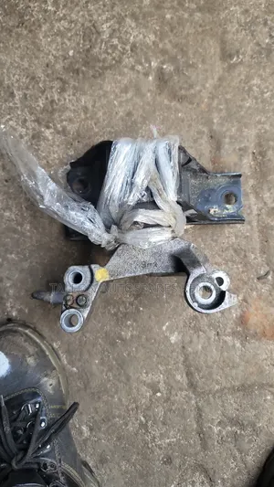 Nissan Serena Engine Mountain