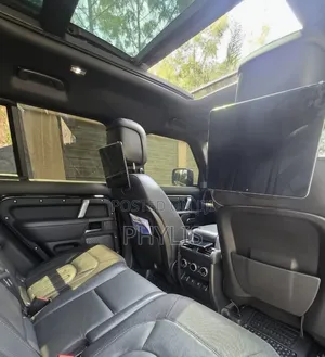 Land Rover Defender 2022 Black