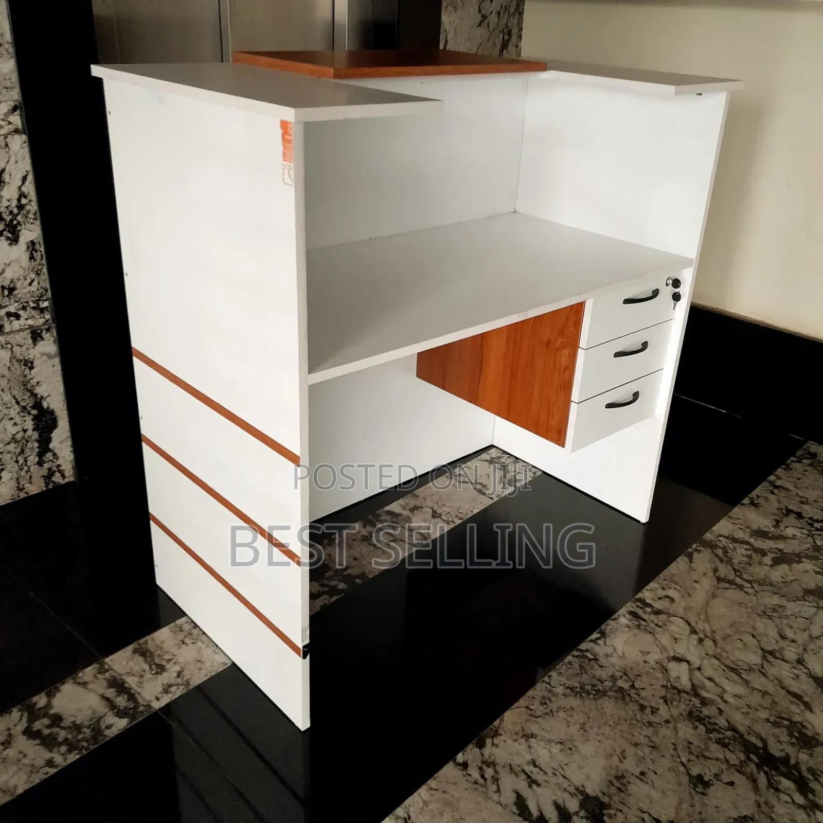 Front Space for 1m White Reception Desk