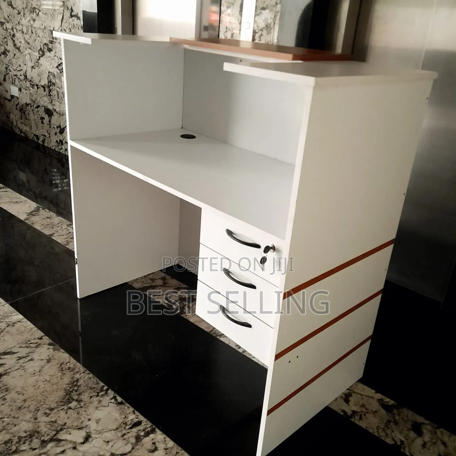 Front Space for 1m White Reception Desk