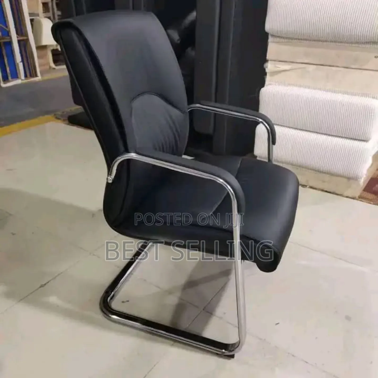 Leathered Visitors/Waiting Chairs