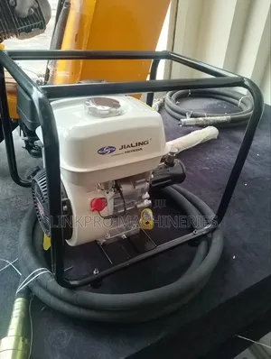 Honda Petrol Concrete Vibrator With 45mm Shaft