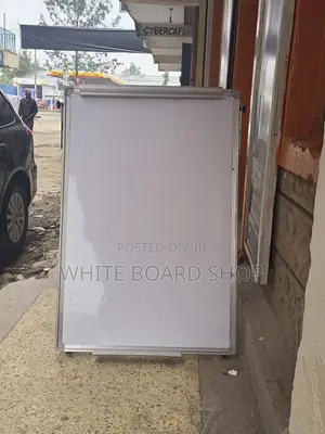 Presentation Flipchart Stand Board – Perfect for Boardrooms!