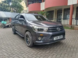 Toyota Hilux Revo Single Cab Deisel 2.4 RWD 2017 Gray