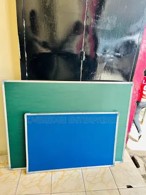 4ftx3ft Notice Green Noticeboards