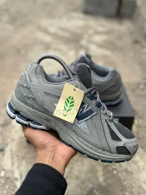 New Balance 1906r