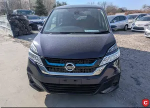Nissan Serena 2019 Blue