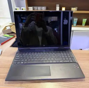 Laptop HP Envy 15 8GB AMD Ryzen 5 SSD 256GB