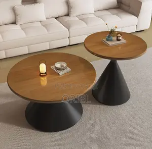 Coffee Tables: Round Coffee Table With Smooth Surface Finish