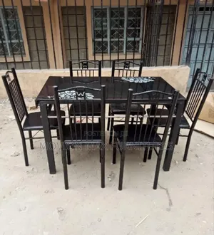 Top Glass Black 6seater Dinning Table