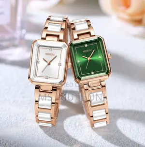 Beautiful Women's Analog Quartz Diamond Wrist Watch