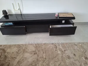6ft Modern Tv Stand – Spacious Storage, Good Condition
