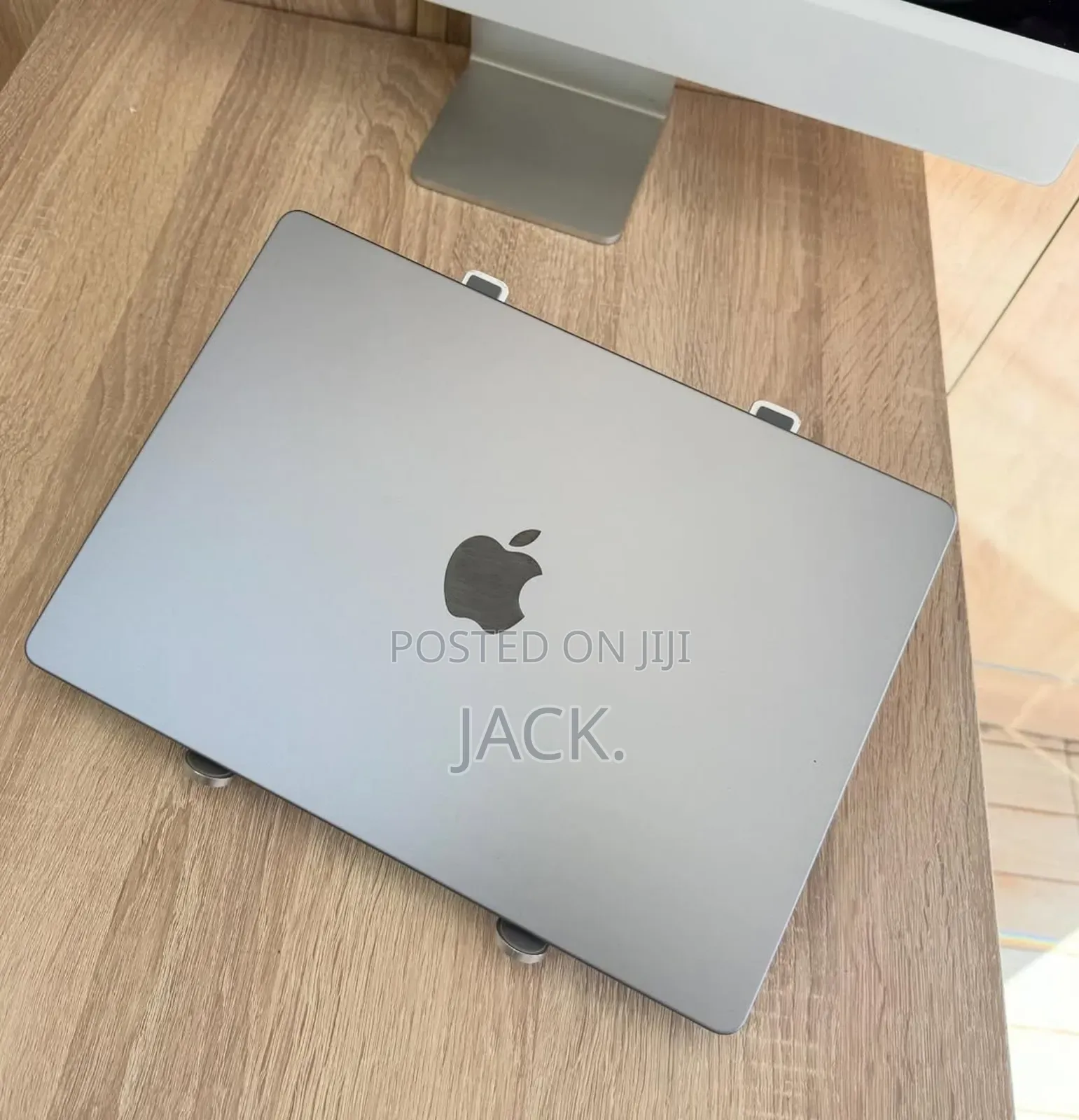 Laptop Apple MacBook Pro 2023 M2 Max 64GB Apple M2 SSD 4T