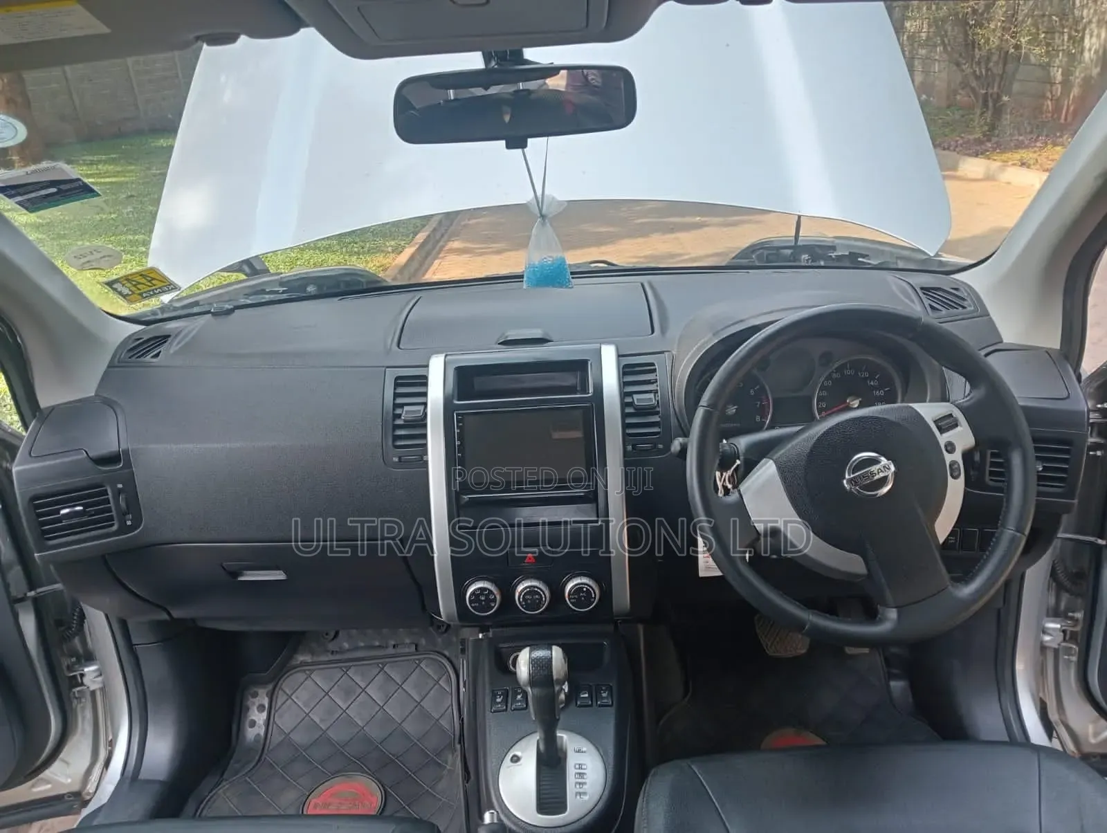 Nissan X-Trail 2012 Silver