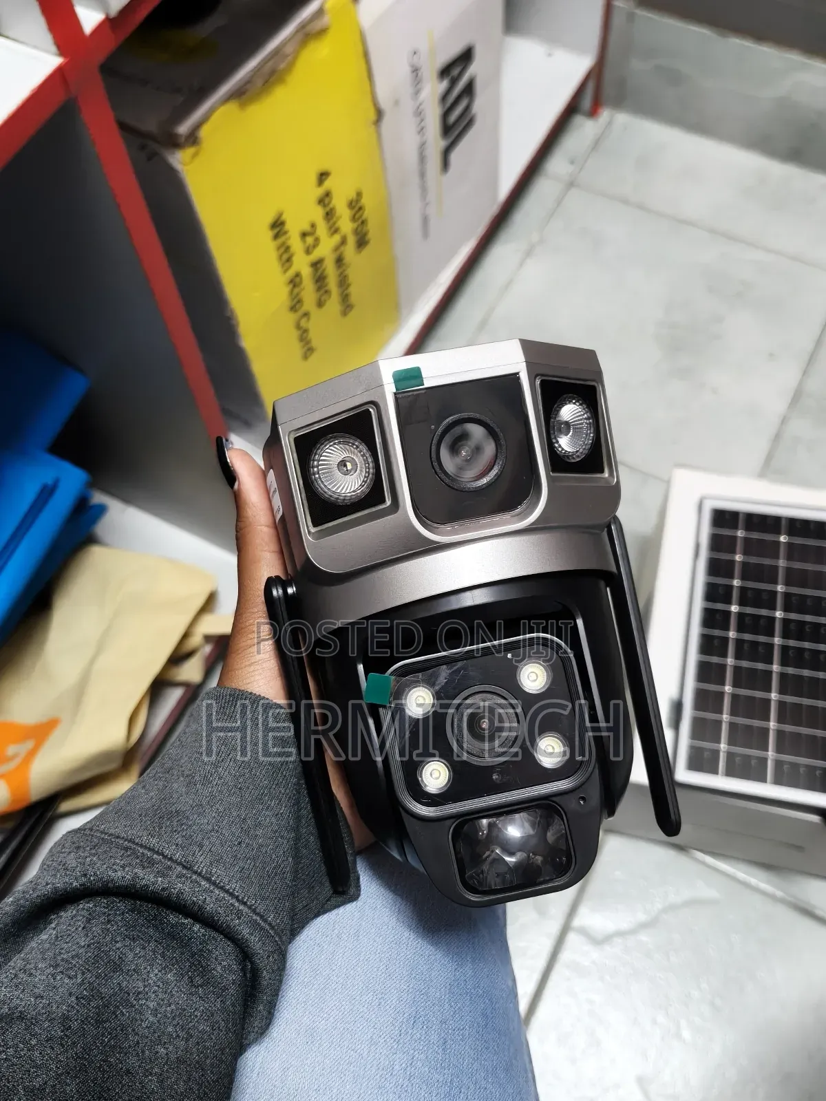 Two-Way Audio System Solar Camera With 2 Screen PTZ Cameras