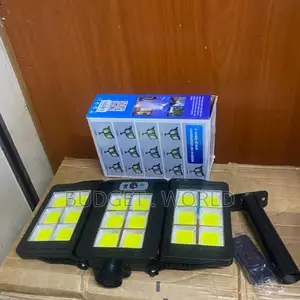 300w Smart Solar Light With Adjustable Panels