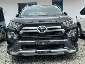 Toyota RAV4 2019 Matt Black