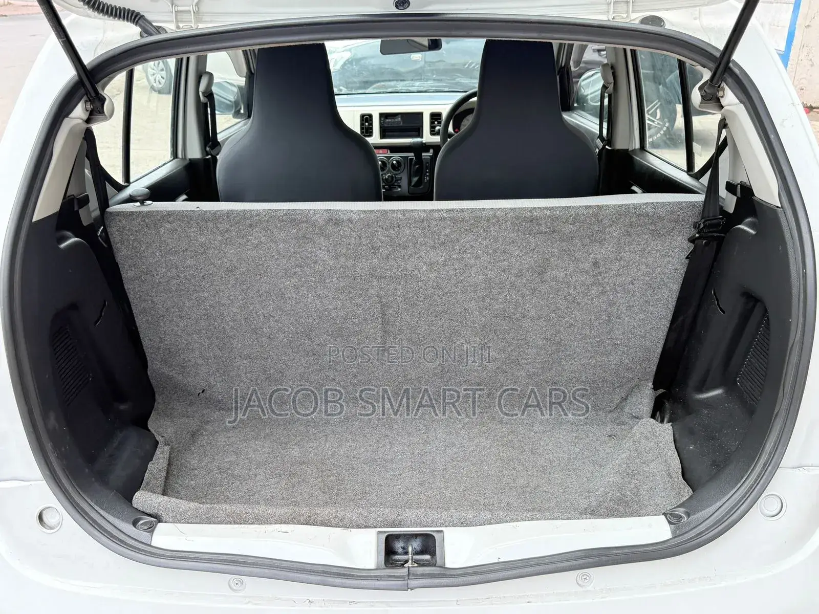 Suzuki Alto 2017 White