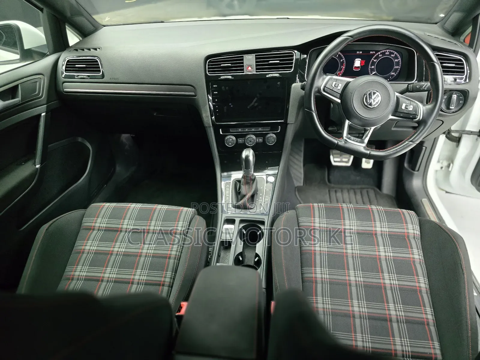 Volkswagen Golf 2018 Pearl