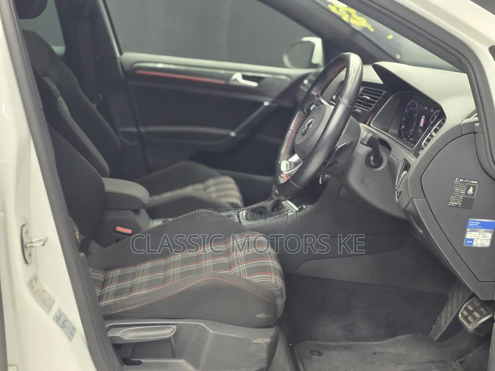 Volkswagen Golf 2018 Pearl