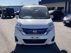 Nissan Serena 2019 White