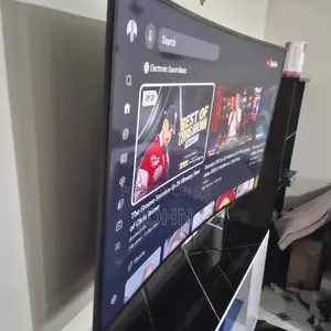 Samsung 7 Series Curved. 65 Inches Uhdtv
