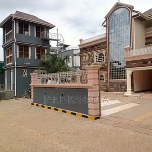 Furnished 5bdrm Mansion in Zambezi for sale