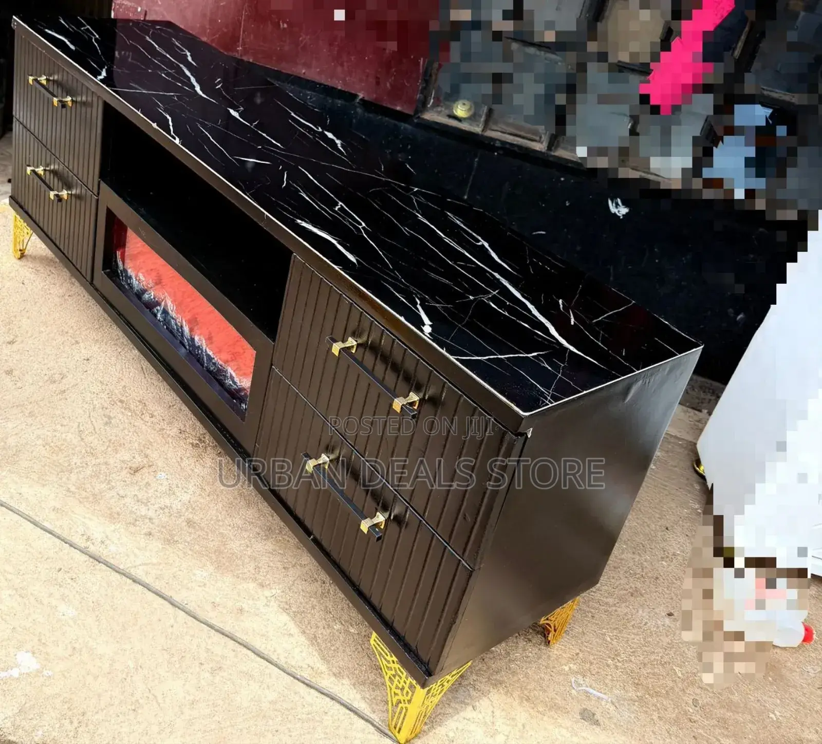 5.5fts Modern Tv Stand With Fireplace