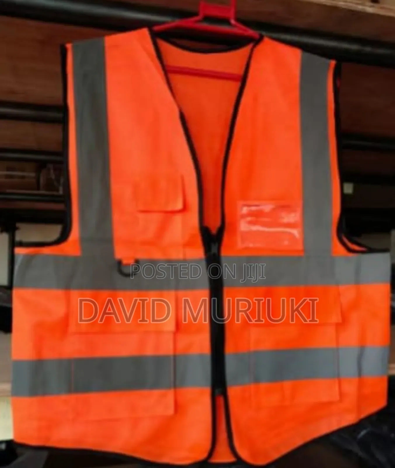 Executive Reflector Zipped With Pocket.