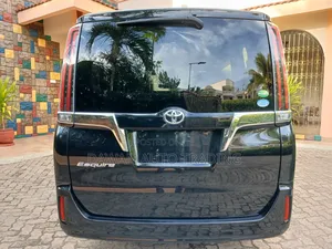 Toyota Esquire 2019 Black