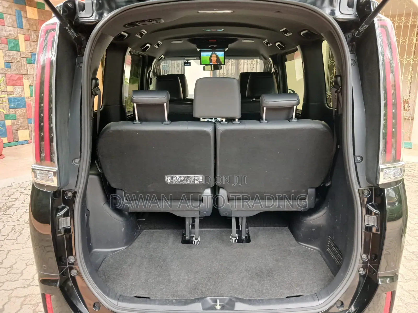 Toyota Esquire 2019 Black