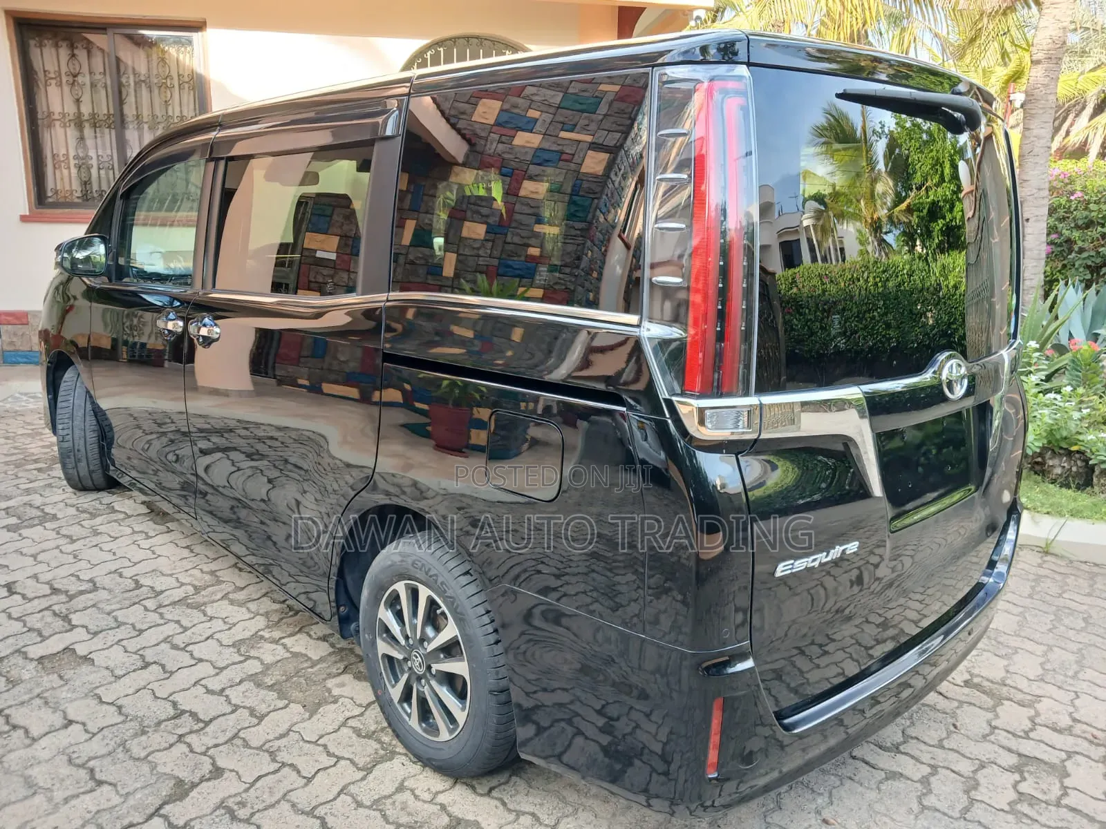 Toyota Esquire 2019 Black