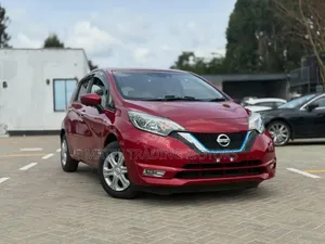 Nissan Note 1.2 Hybrid 2018 Red